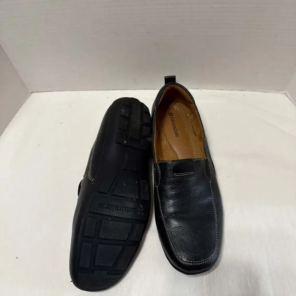 Naturalizer women's Black Pebbled Leather Slip-On Comfort Loafers